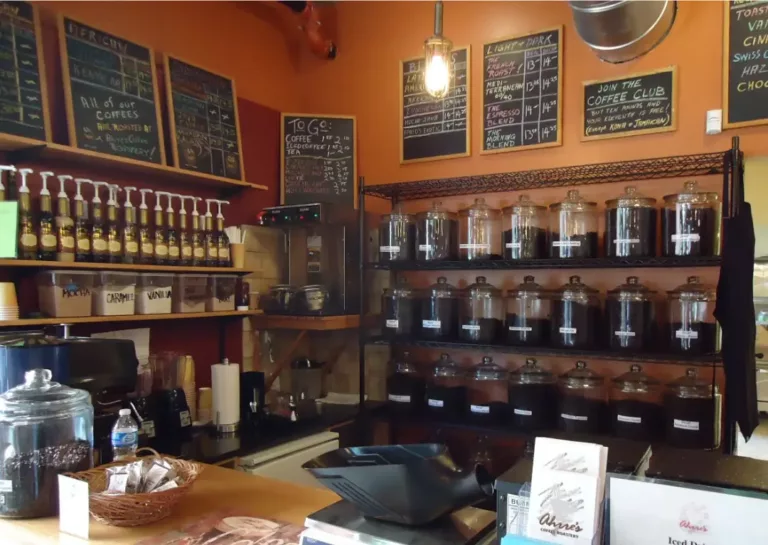 Káva z obchodu vs. Pražírna coffeedog